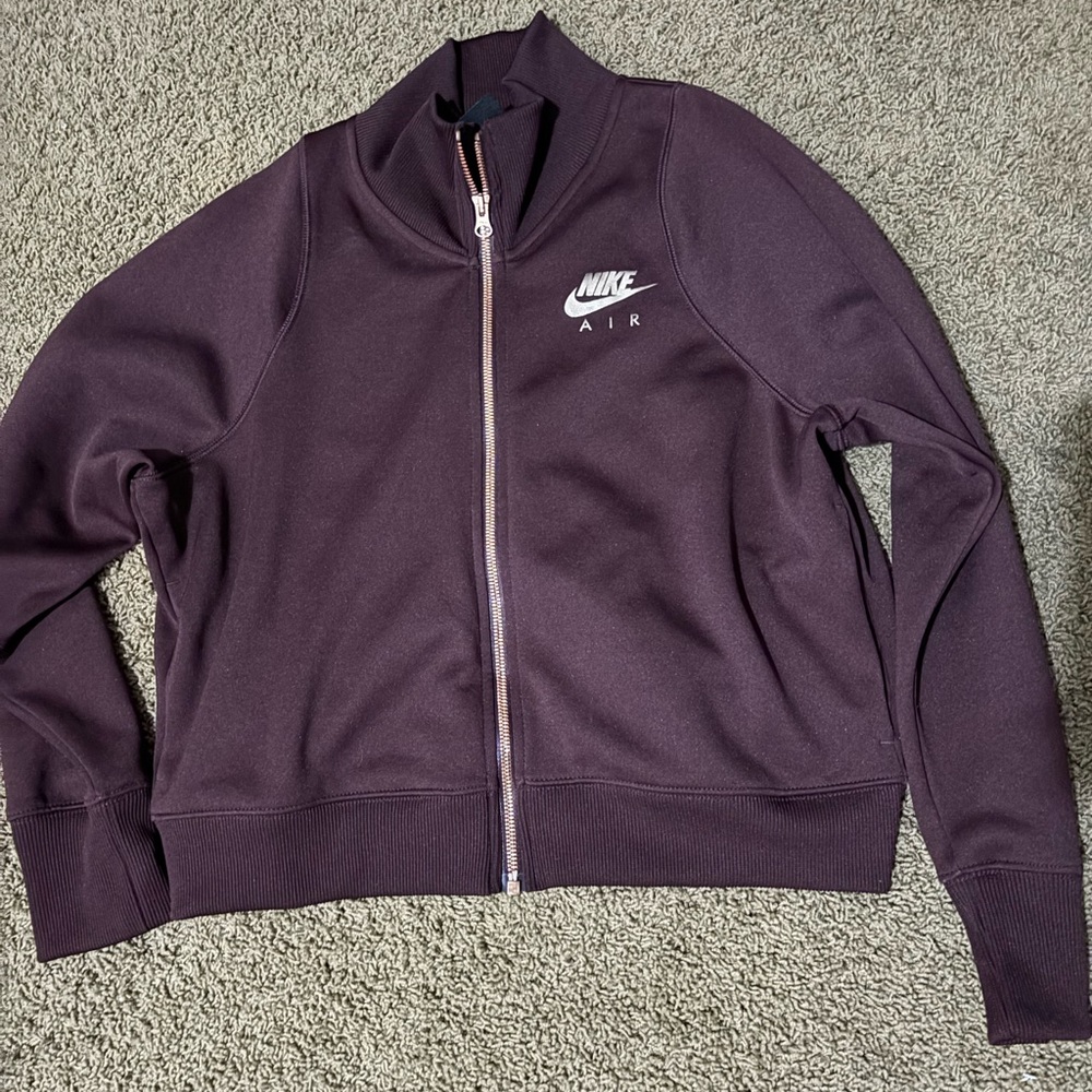 Nike Sweater Women’s in Burgundy/Maroon